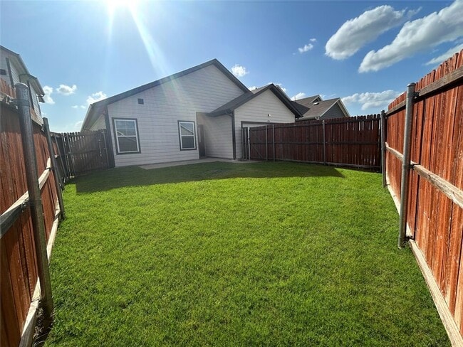 Building Photo - 4708 Gold Rush Way