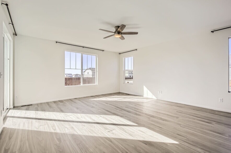 Building Photo - 4622 Amrock Dr