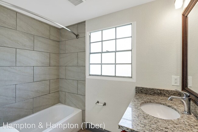 Building Photo - 4 br, 2 bath House - 3510 N 35TH STREET
