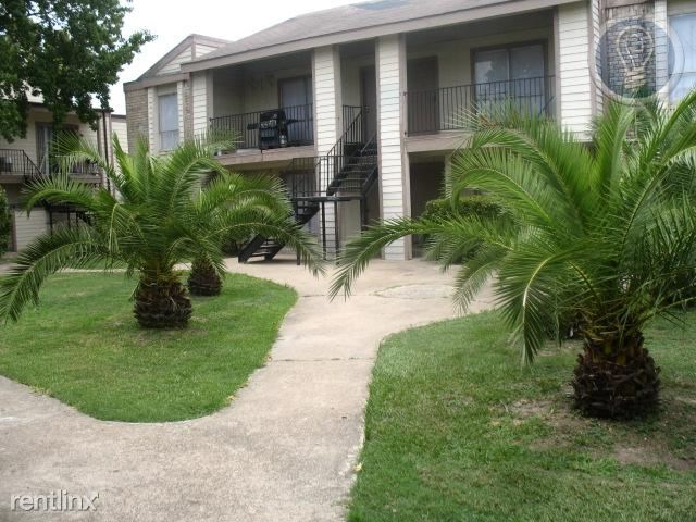Building Photo - 10157 Westview Dr