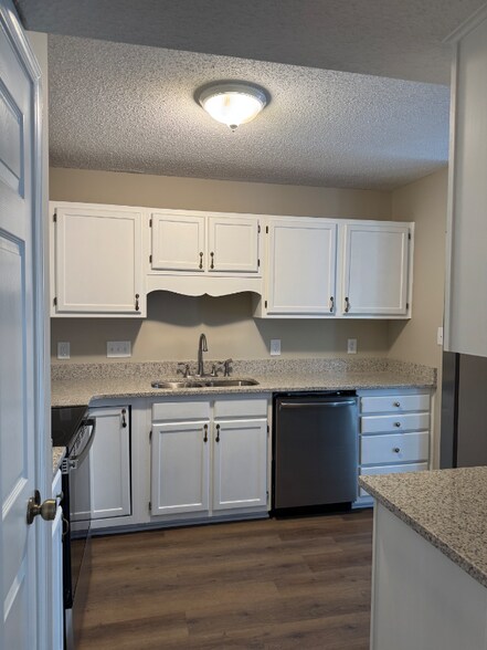 Building Photo - 4228 Edith Ln
