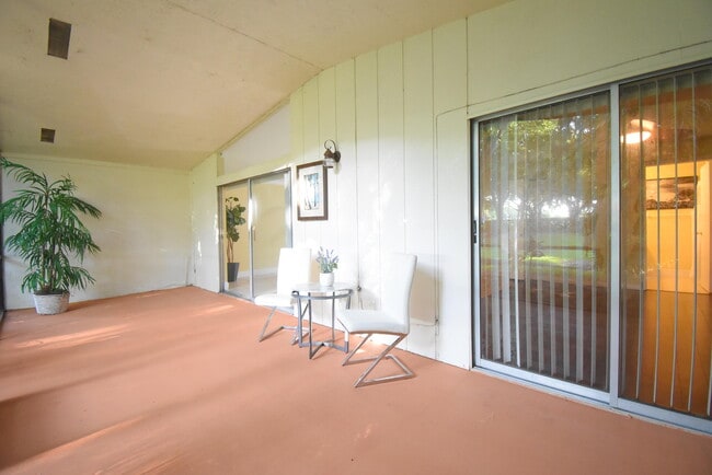 Building Photo - 22237 Woodborn Dr