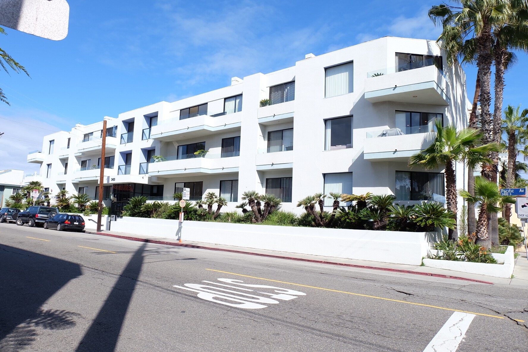 Building Photo - 3400 Pacific Ave