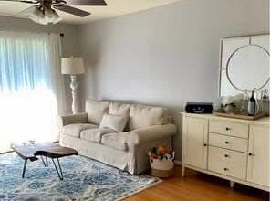 Building Photo - 5320 Balcones Dr