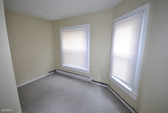 Building Photo - 1 br, 1 bath Apartment - 618 Packard #1 -
