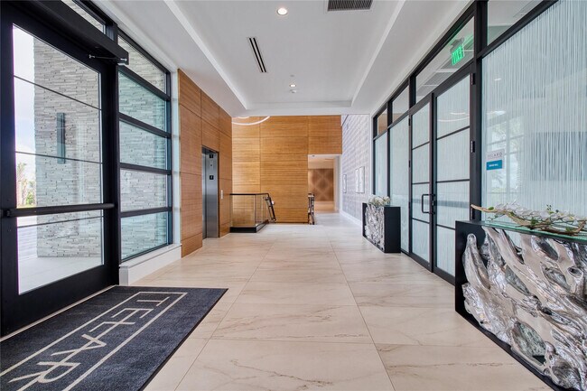 Building Photo - 10407 SW Aquila Wy