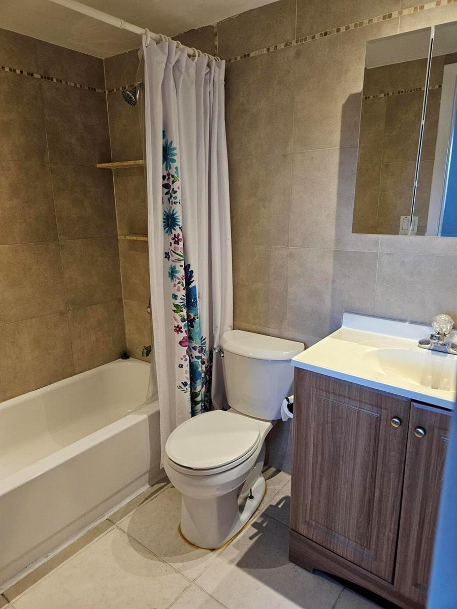 Building Photo - 8000 Colony Cir S