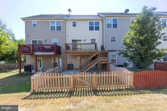 Building Photo - 228 Morlatt Ln