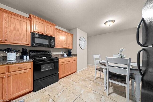 Building Photo - 5019 S 28th St