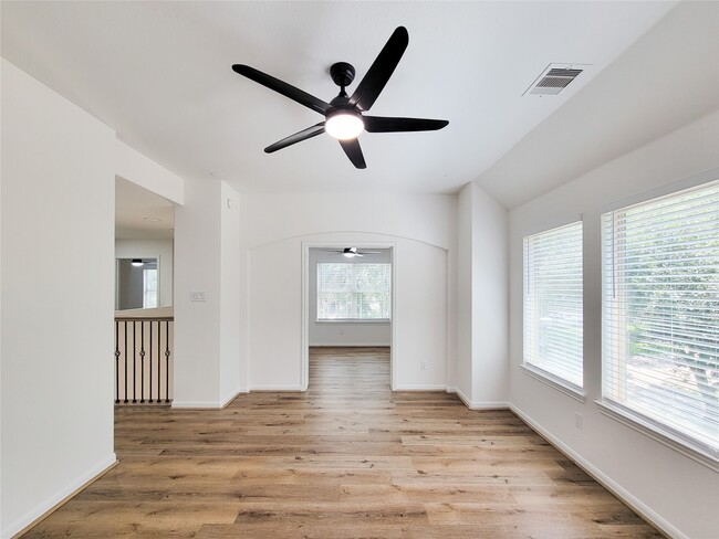 Building Photo - 2814 Bay Springs View