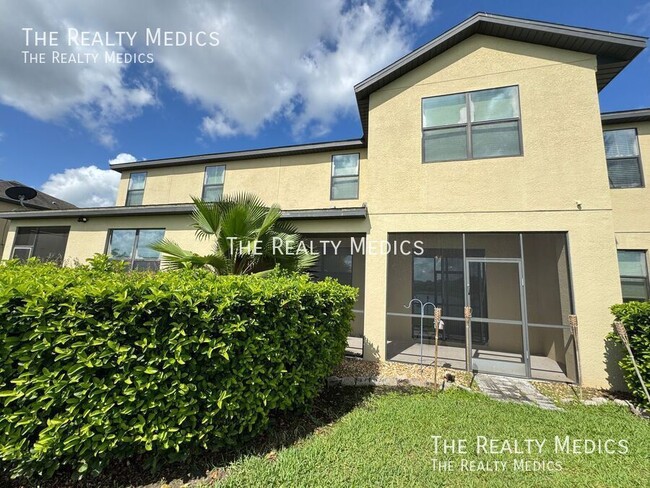Building Photo - 2365 Seven Oaks Dr