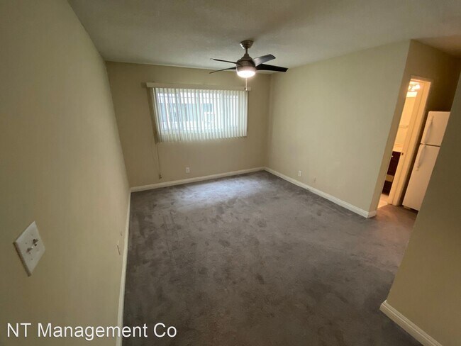 Building Photo - Studio, 1 bath Apartment - 3601 Keystone A...