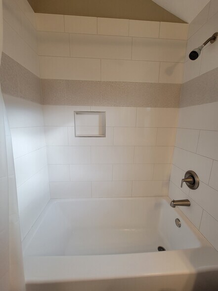 Building Photo - 9506 Sand Point Way NE