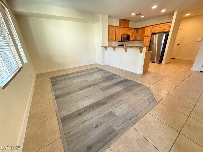 Building Photo - 8374 S Pioneer Way