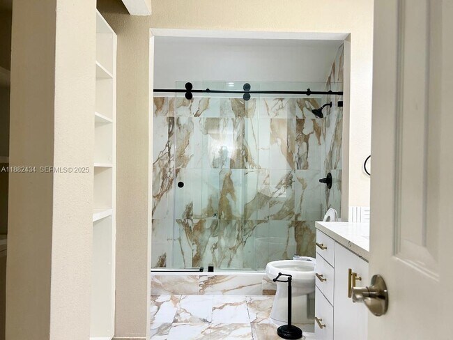 Building Photo - 875 NW 80th Terrace