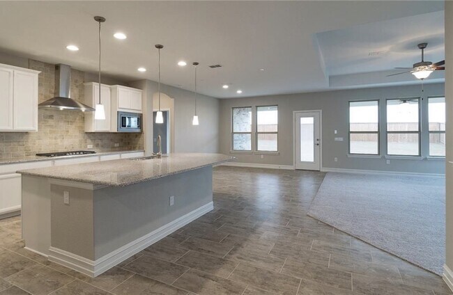 Building Photo - 14946 Rosario Rd