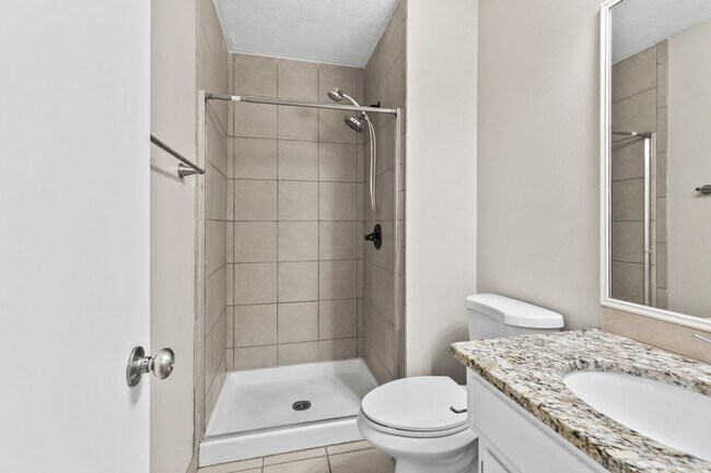 Building Photo - 5106 N 128th St