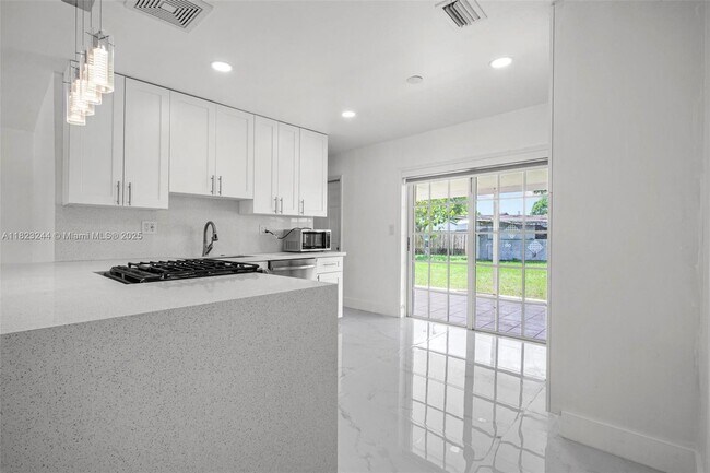 Building Photo - 14601 SW 293rd Terrace