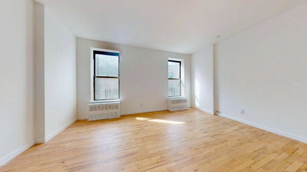 Building Photo - Washington Avenue