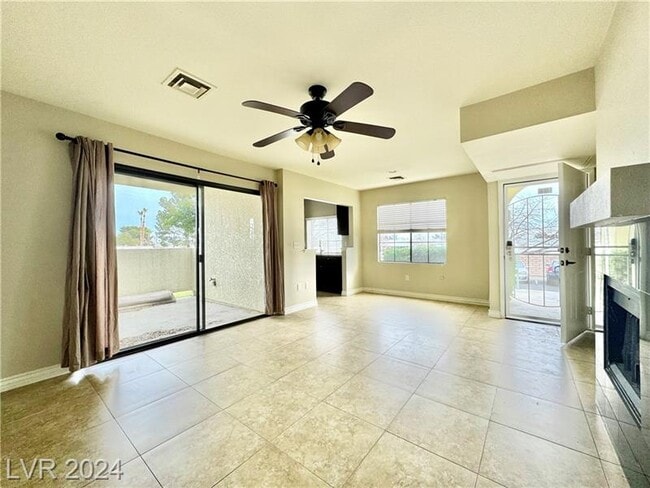 Building Photo - 4819 S Torrey Pines Dr
