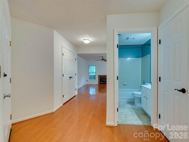 Building Photo - 19827 Henderson Rd