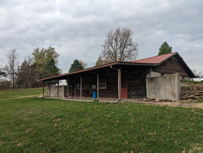 Building Photo - 2 Bedroom 2 Bath Earth Contact Home