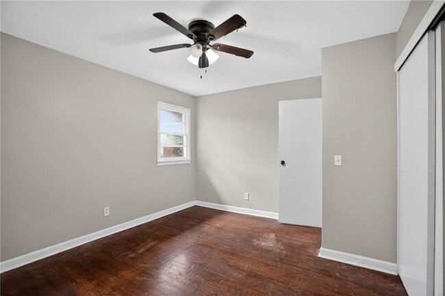 Building Photo - 7259 Mayfair Cir