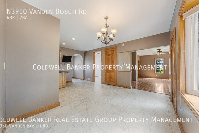Building Photo - N3950 Vanden Bosch Rd