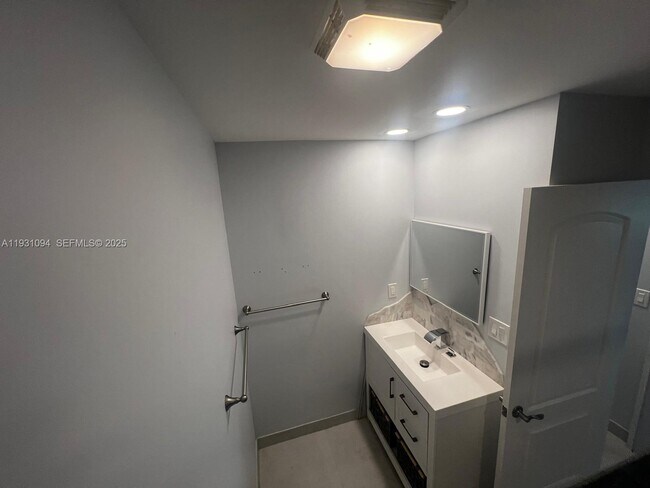 Building Photo - 8500 NW 179th St