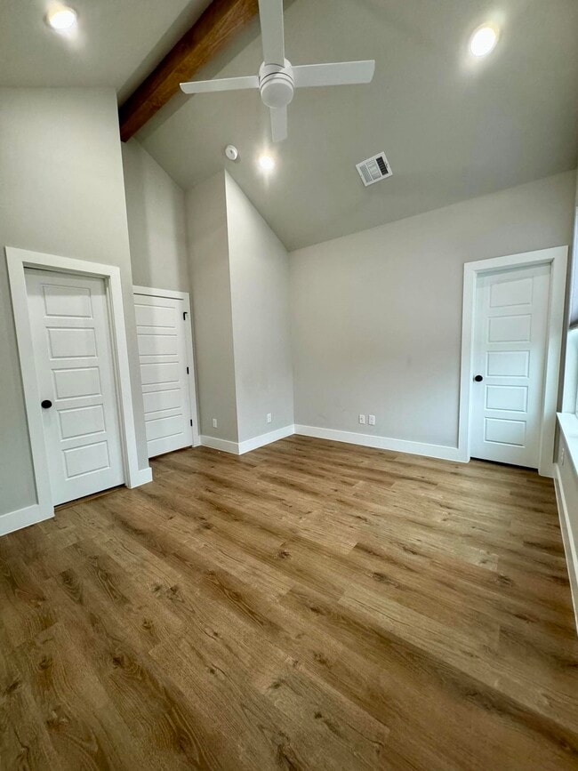 Building Photo - 7040 Avenue N