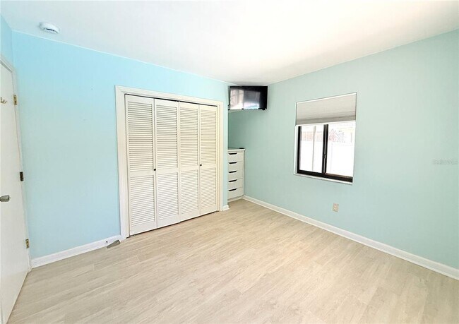 Building Photo - 225 Cevera Rd