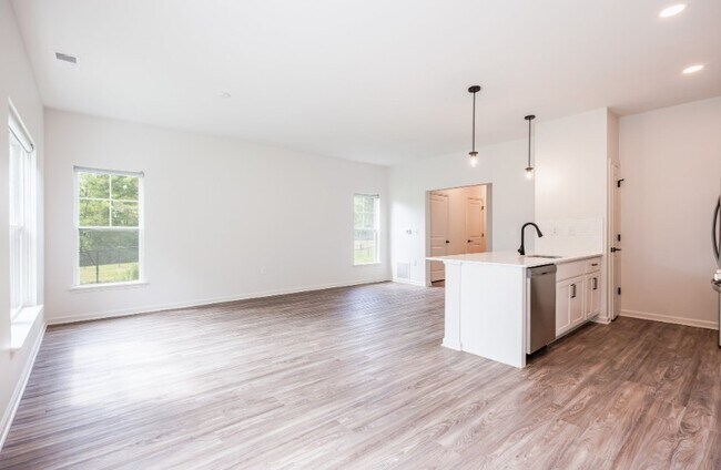 Building Photo - 1061 Dryden Rd