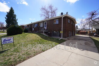 Building Photo - 5383 S Lakeview St