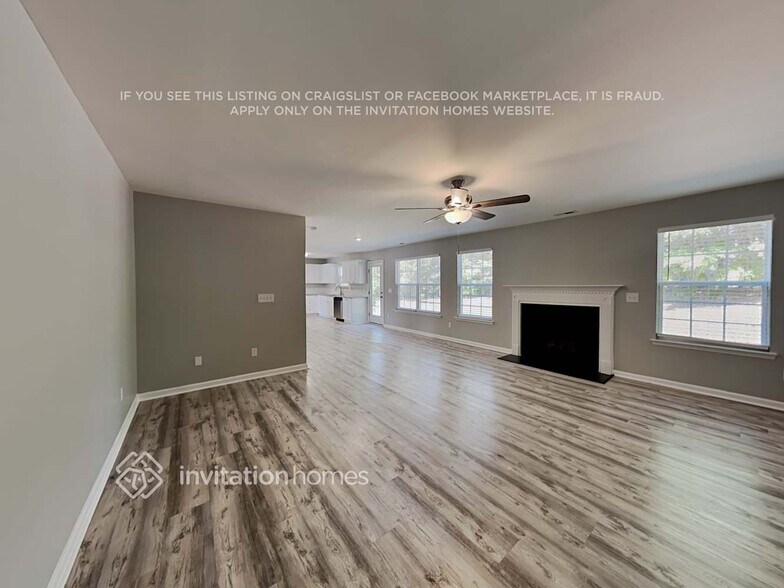 Building Photo - 3920 Laurel Glen Dr
