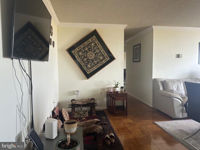 Building Photo - 2500 N Van Dorn St