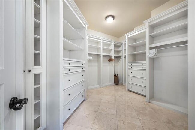 Building Photo - 510 San Marco Dr