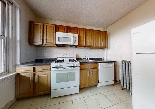 Primary Photo - 440 Cambridge St