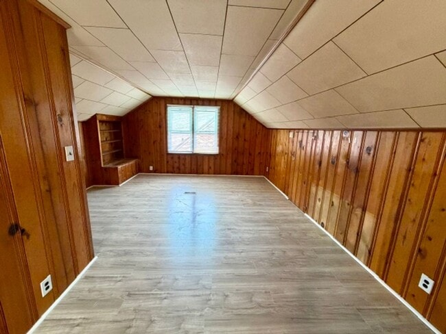 Building Photo - Section 8 Completely Renovated 3-Bedroom Home for Lease - Call (313)429-3244