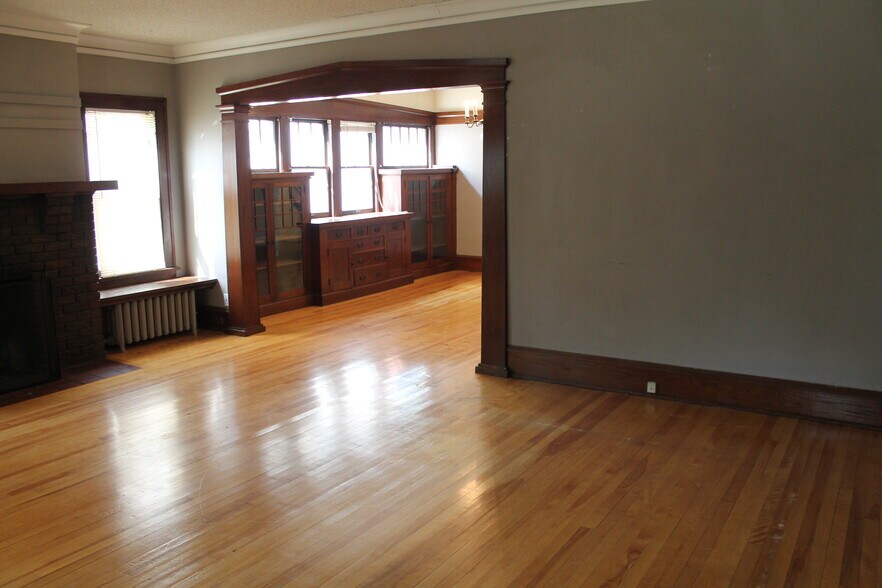 Building Photo - 3810 Lyndale Ave S