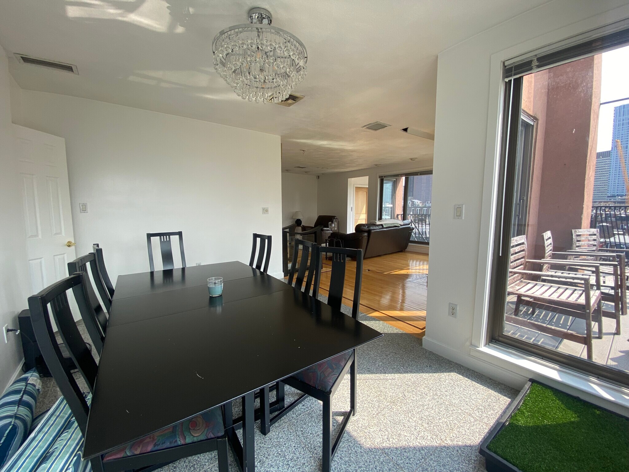 Building Photo - 21 Snow Hill St