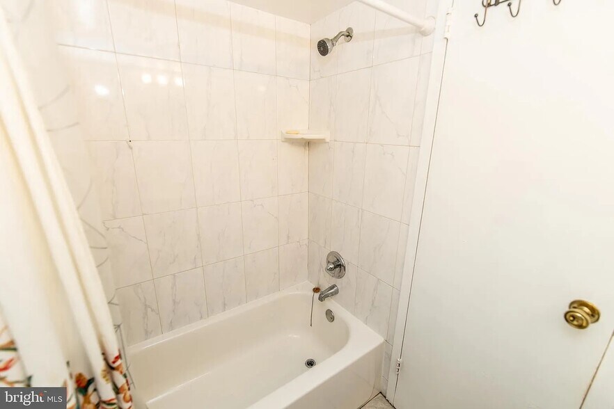 Building Photo - 3850 Bel Pre Rd