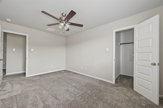 Building Photo - 3027 Sadie Ct