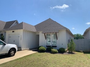 Building Photo - 1289 Foxtail Ln