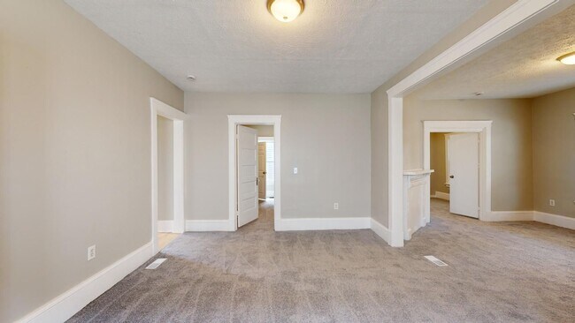 Building Photo - 2053 W.99th