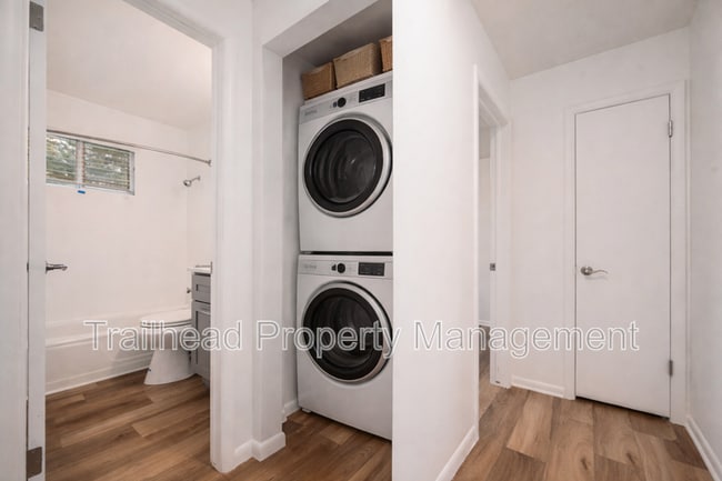 Building Photo - 8309 Lowell Ave