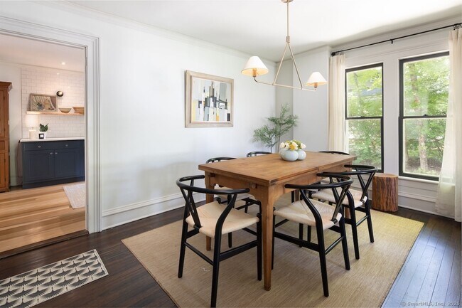 Building Photo - 16 Under Mountain Rd