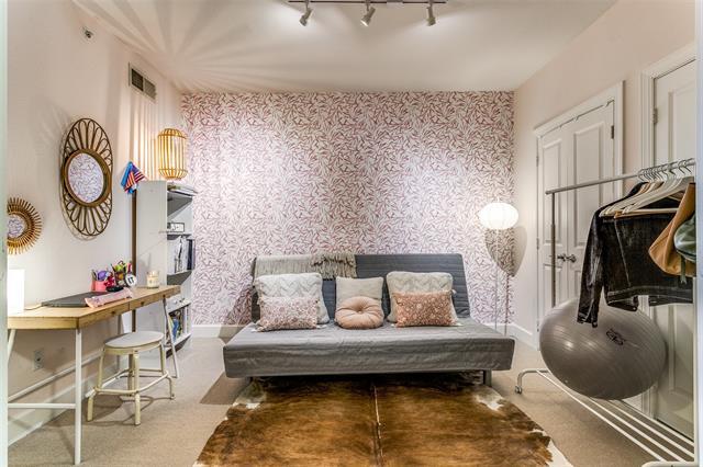 Building Photo - 3818 Holland Ave