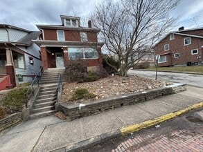 Building Photo - 1415 Freemont St