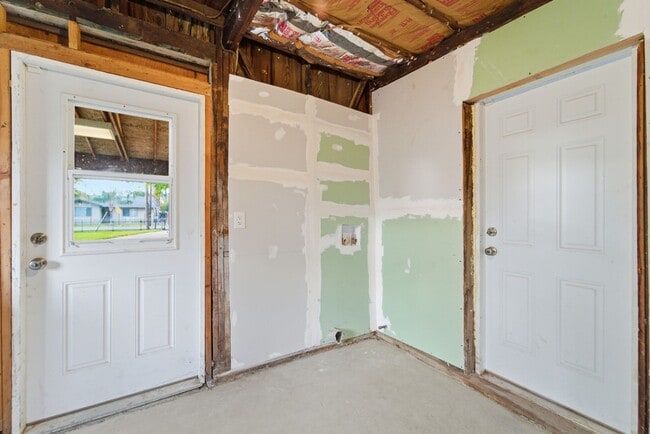 Building Photo - 4741 Fleming Way