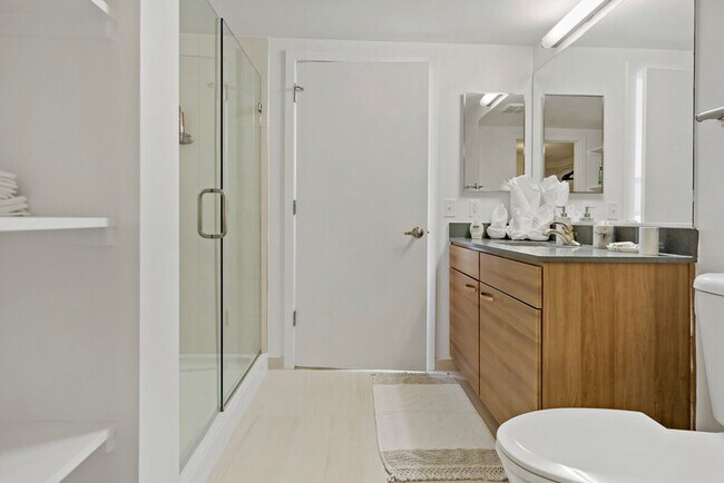 Building Photo - 1751 Pinnacle Dr